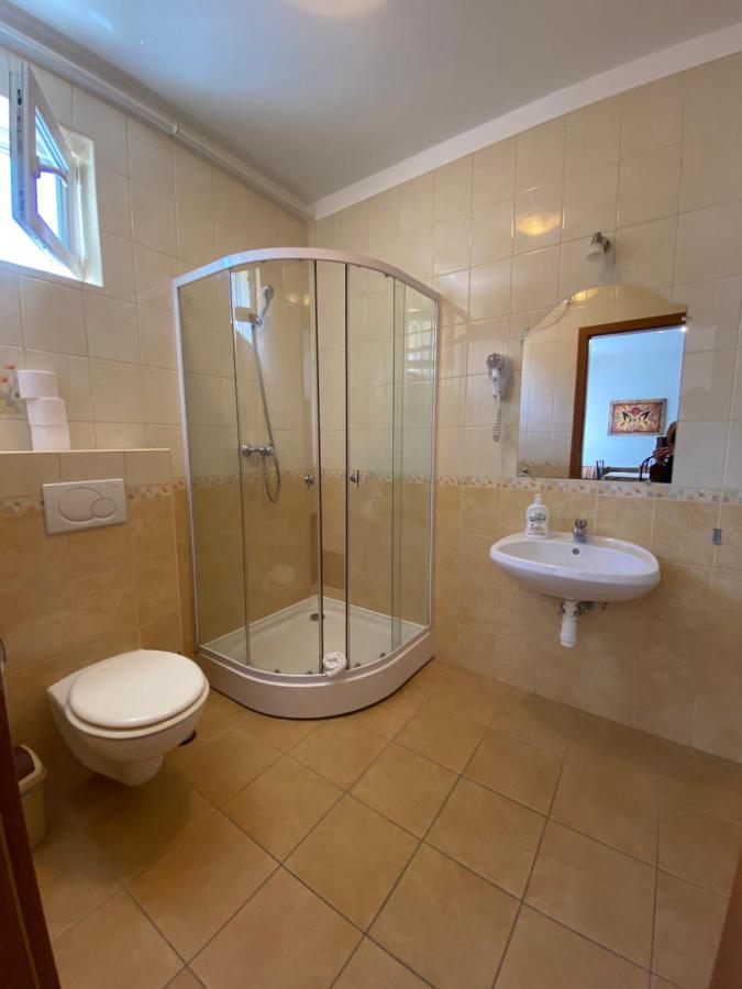 Ferienwohnung Gabi Lux Apartman Hajdúszoboszló Exterior foto