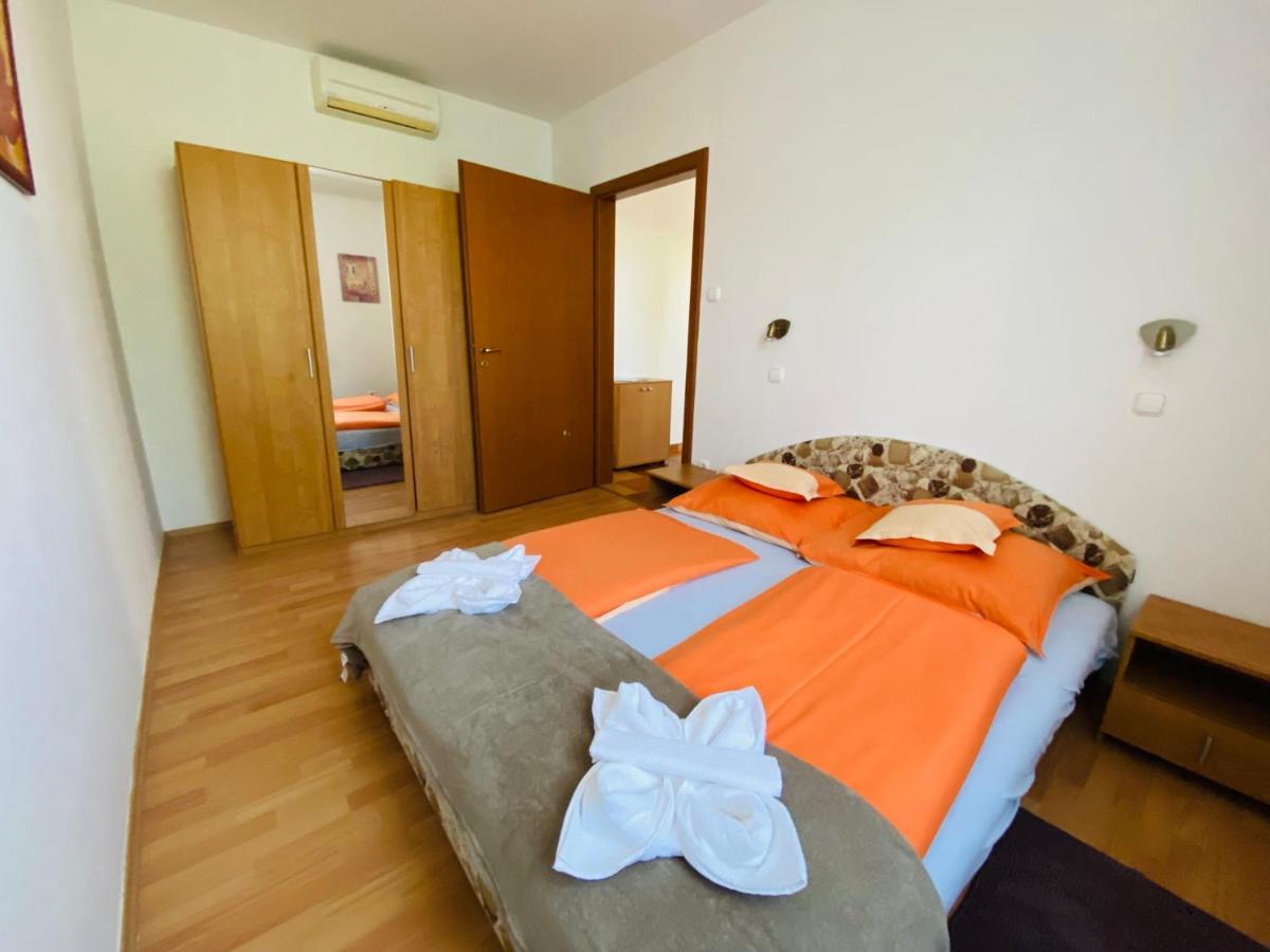 Ferienwohnung Gabi Lux Apartman Hajdúszoboszló Exterior foto